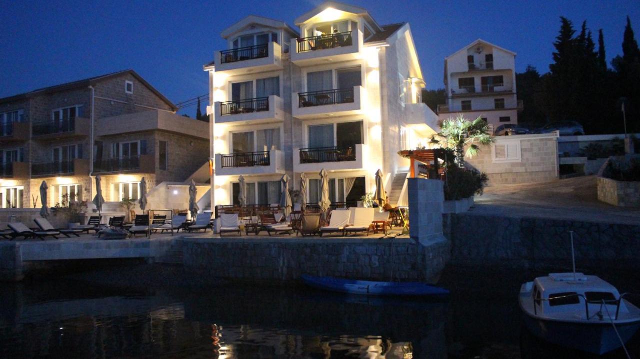 Apartments Harmonia Тиват Экстерьер фото
