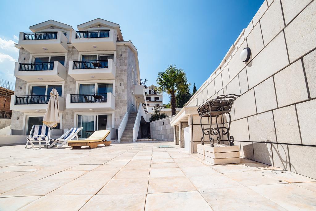 Apartments Harmonia Тиват Экстерьер фото