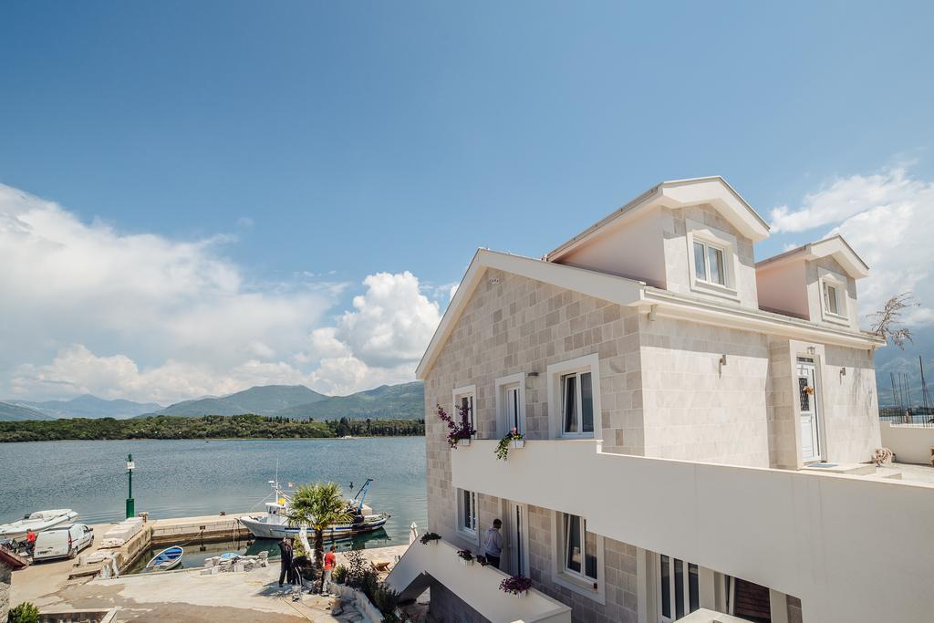 Apartments Harmonia Тиват Экстерьер фото